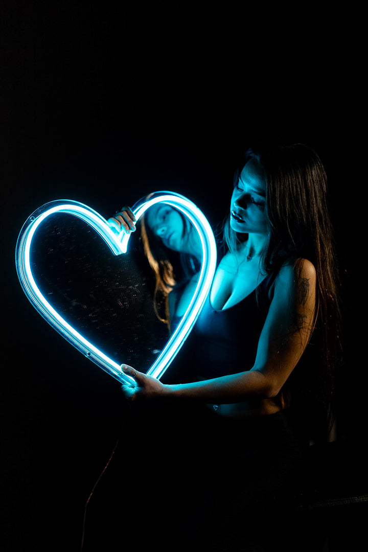 Mi Corazón Vanity Mirror (Rainbow Remote)